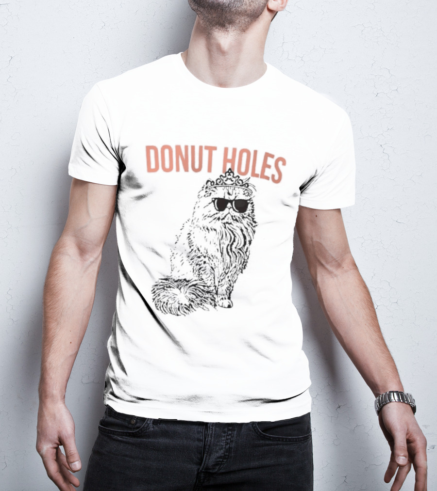Donut Holes Persian Cat Sunglasses Crown T-Shirt