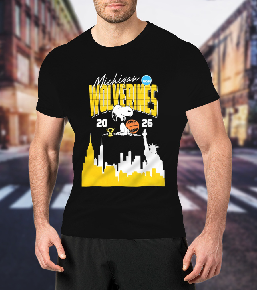 Michigan Wolverines NCAA Basketball Snoopy City Skyline 2026 T-Shirt