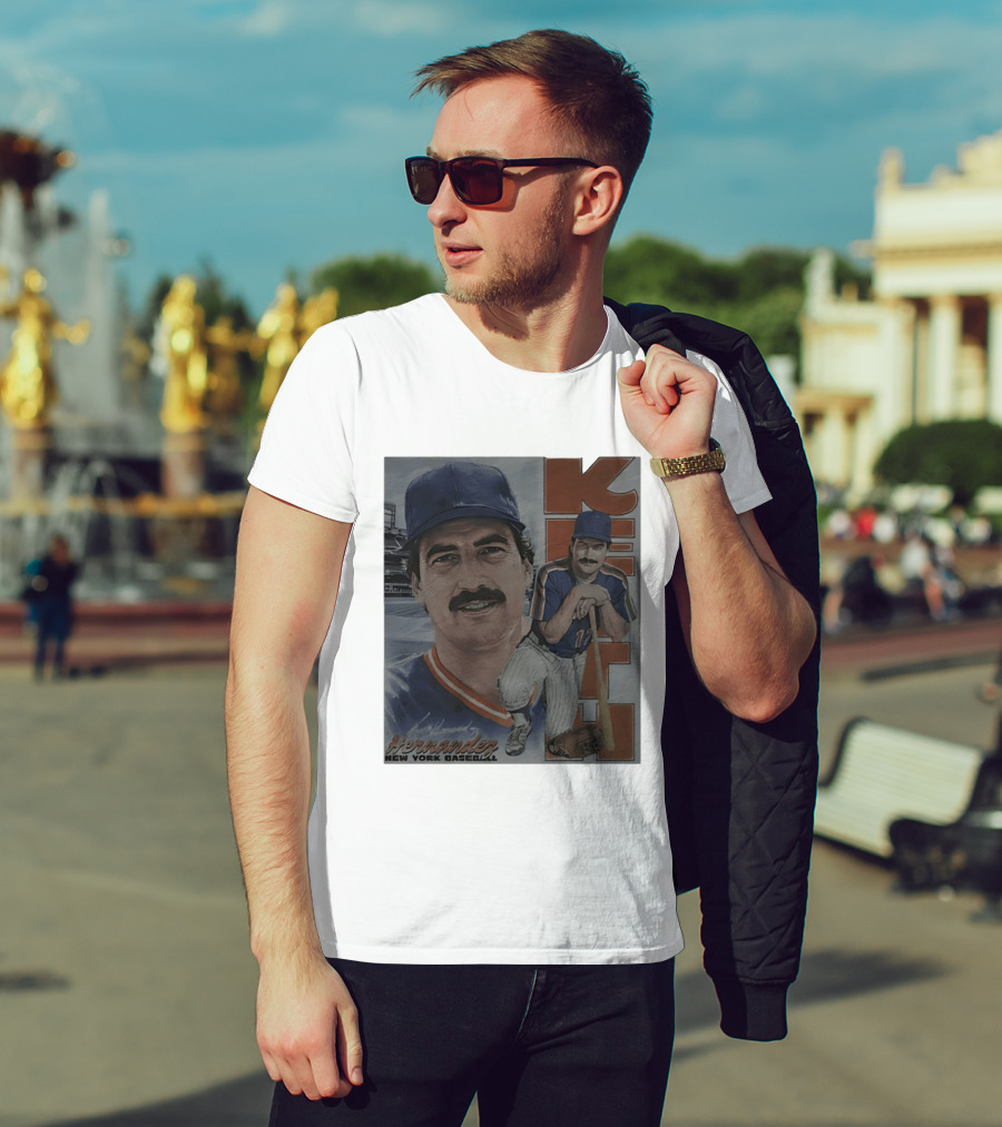 Keith Hernandez New York Baseball Mets Player Portrait With Bat T-Shirt