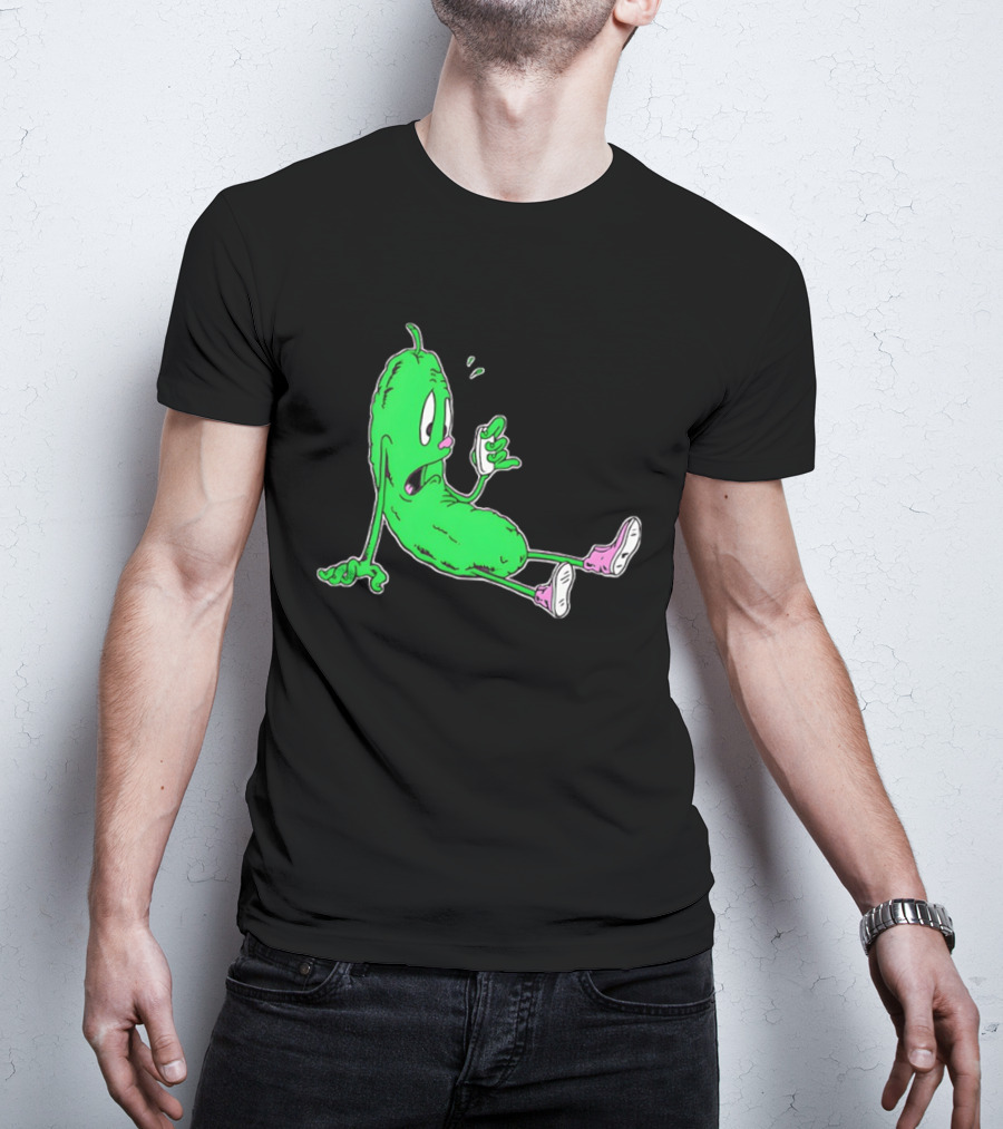 Stunsig Green Pickle Cartoon Phone Expression T-Shirt
