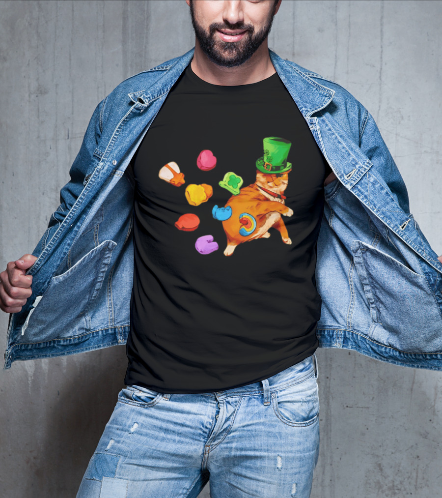 Lucky Cat With Green Clover Hat And Multicolored Elements St Patrick's Day T-Shirt