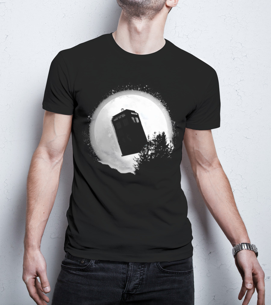 Tardis Doctor Who Moonlight Time Machine Iconic Sci Fi Police Box T-Shirt