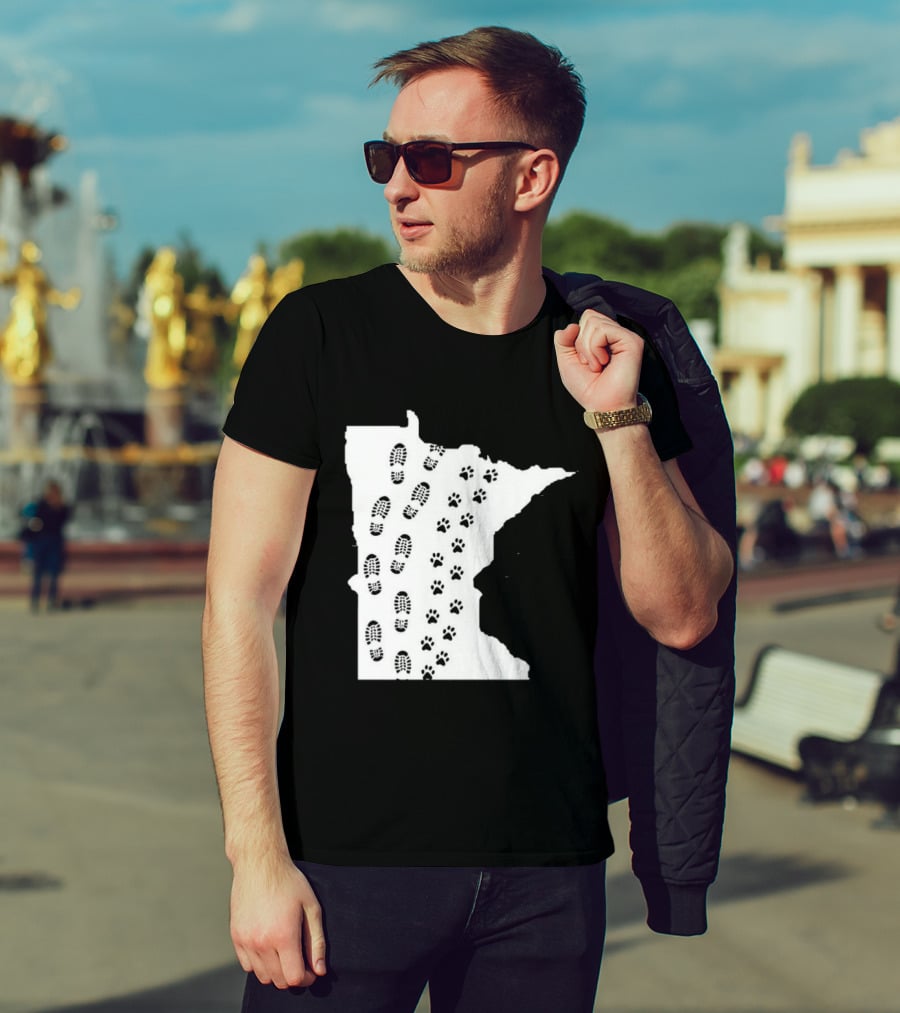 Minnesota Map Footprints And Paw Prints Outdoor Adventure T-Shirt