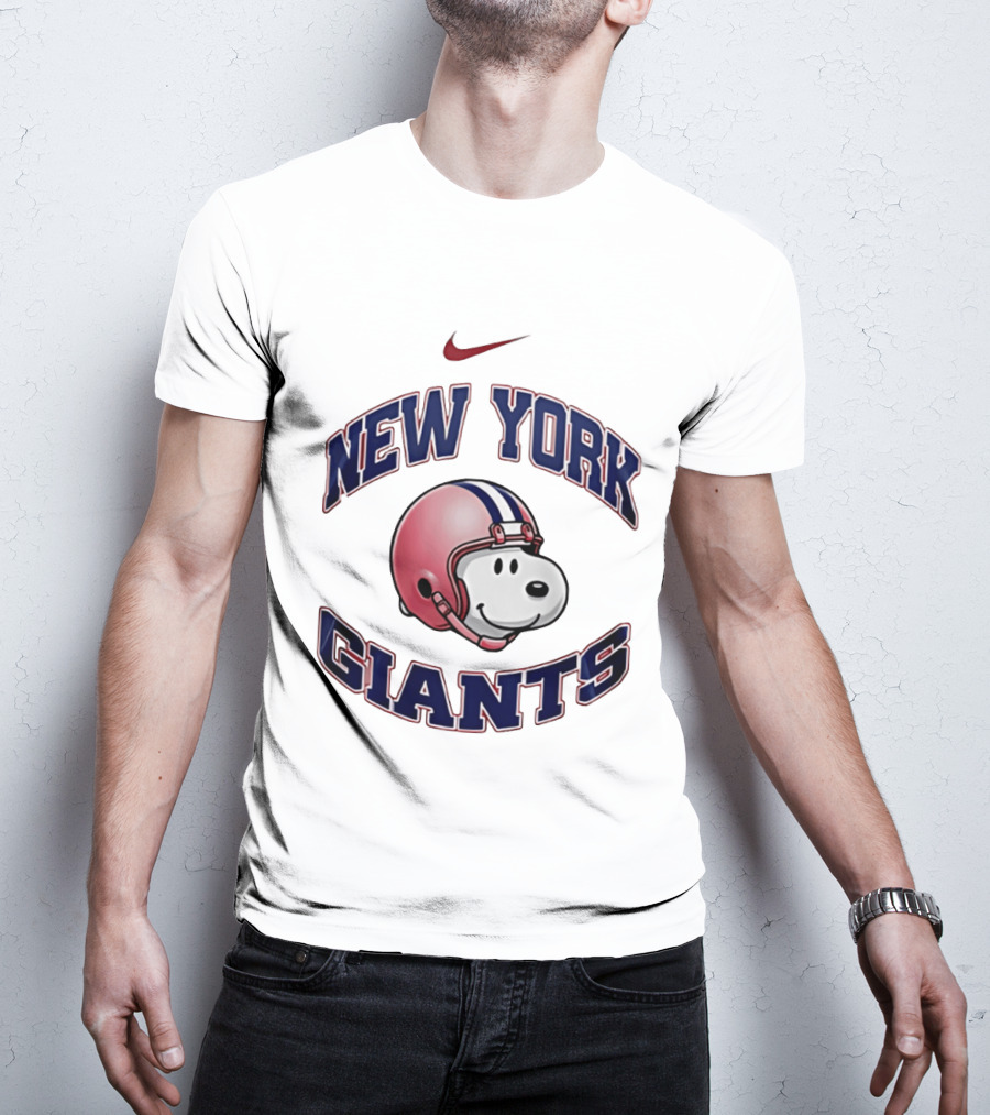 Nike New York Giants Snoopy Football Helmet T-Shirt