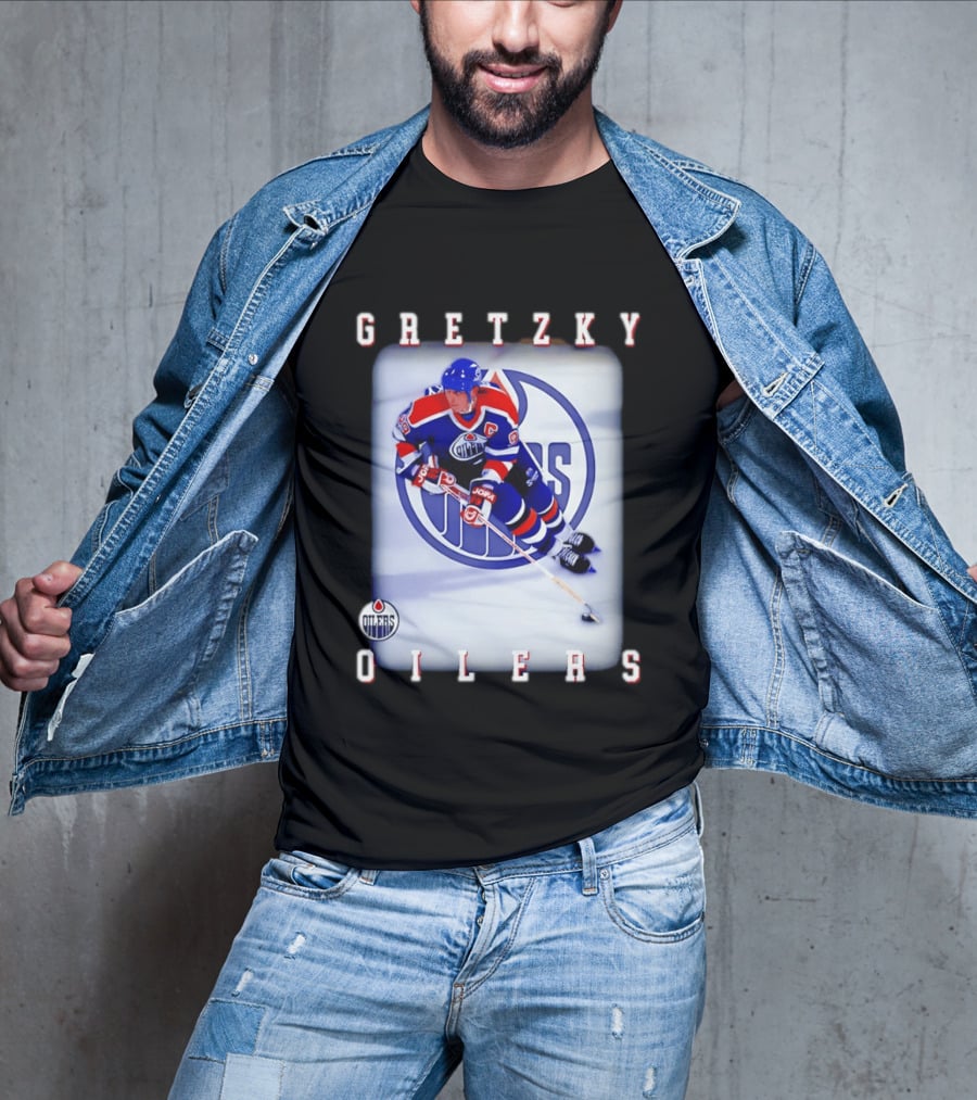 Wayne Gretzky Edmonton Oilers Iconic NHL Legend Action Shot T-Shirt