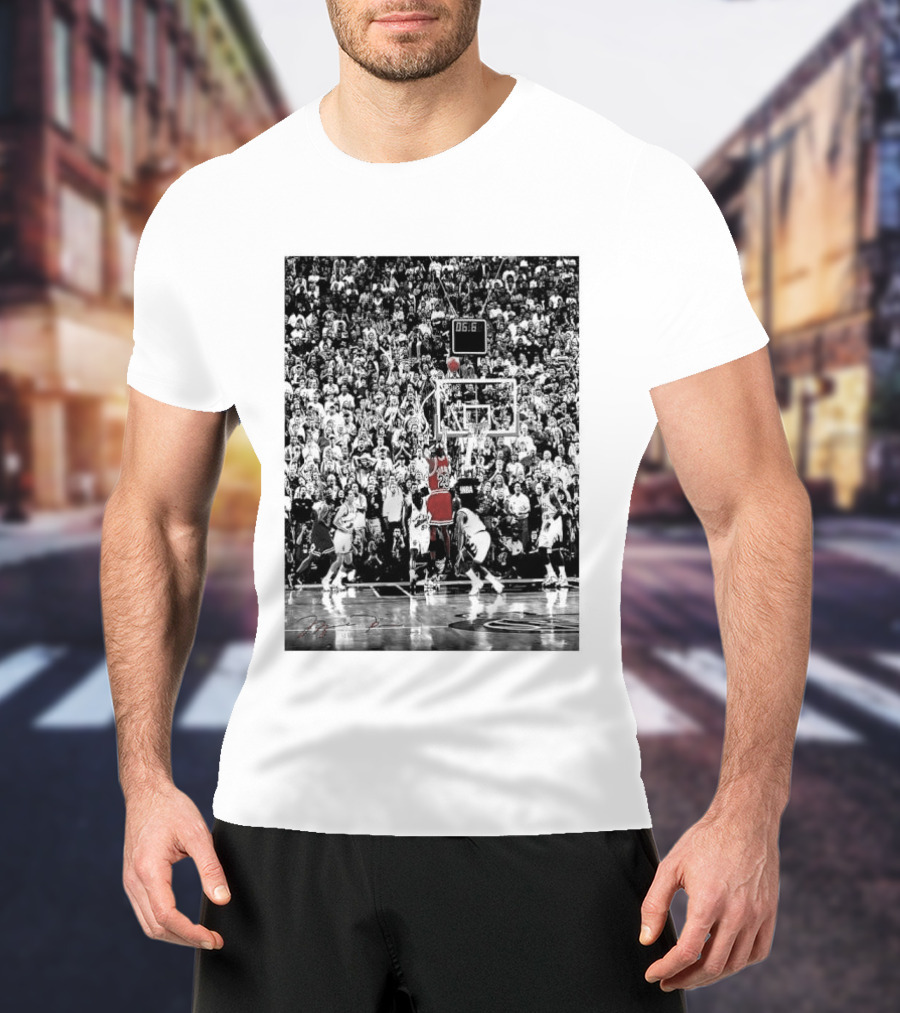 Michael Jordan Last Shot Bulls Basketball Moment T-Shirt