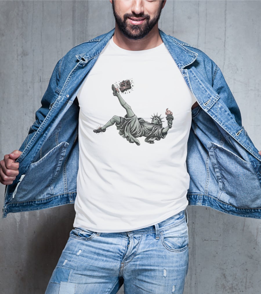 Statue Of Liberty Toppling Crown No Kings T-Shirt