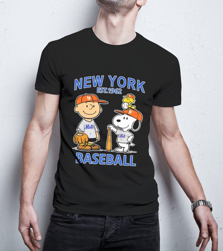 Charlie Brown And Snoopy New York Mets Baseball Est 1962 T-Shirt