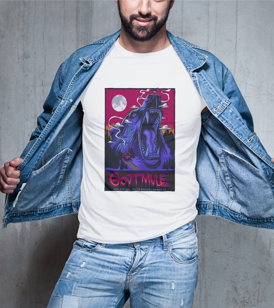 Govt Mule Mission Ballroom Denver March 27 2026 Mystical Bear And Moon Scene T-Shirt