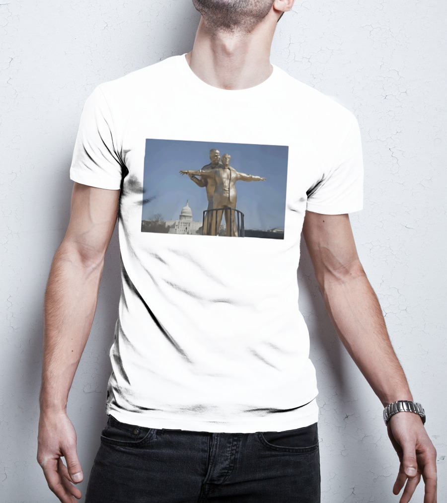 Donald Trump Jeffrey Epstein Titanic Pose White House Sculpture T-Shirt