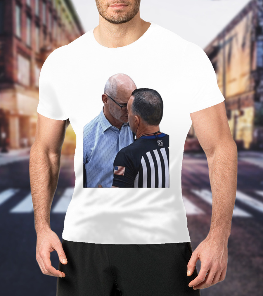 Dan Hurley Uconn Huskies Headbutt Confrontation With Referee Basketball Moment T-Shirt