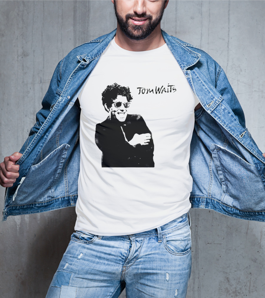 Maya Hawke's Tom Waits T-Shirt