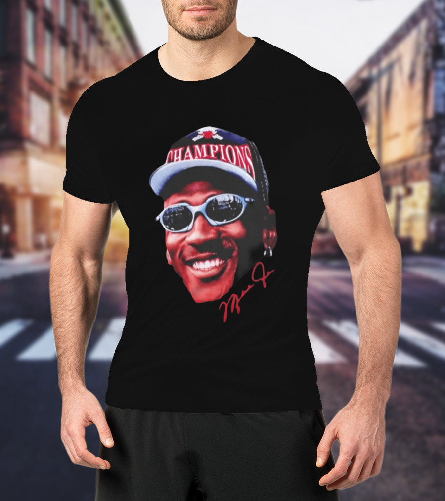 M Jordan Chicago Bulls NBA Champions Big Face T-Shirt