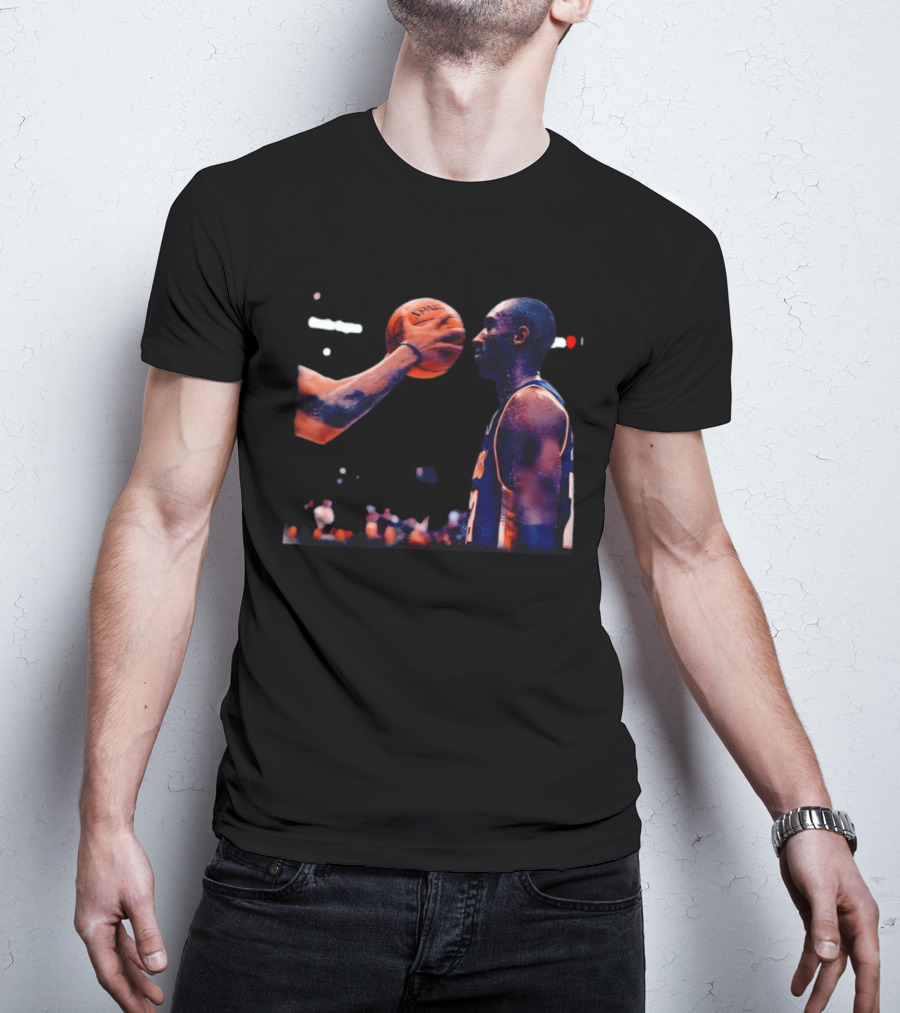 Kobe Bryant No Flinch Los Angeles Lakers Basketball Player Iconic Moment T-Shirt