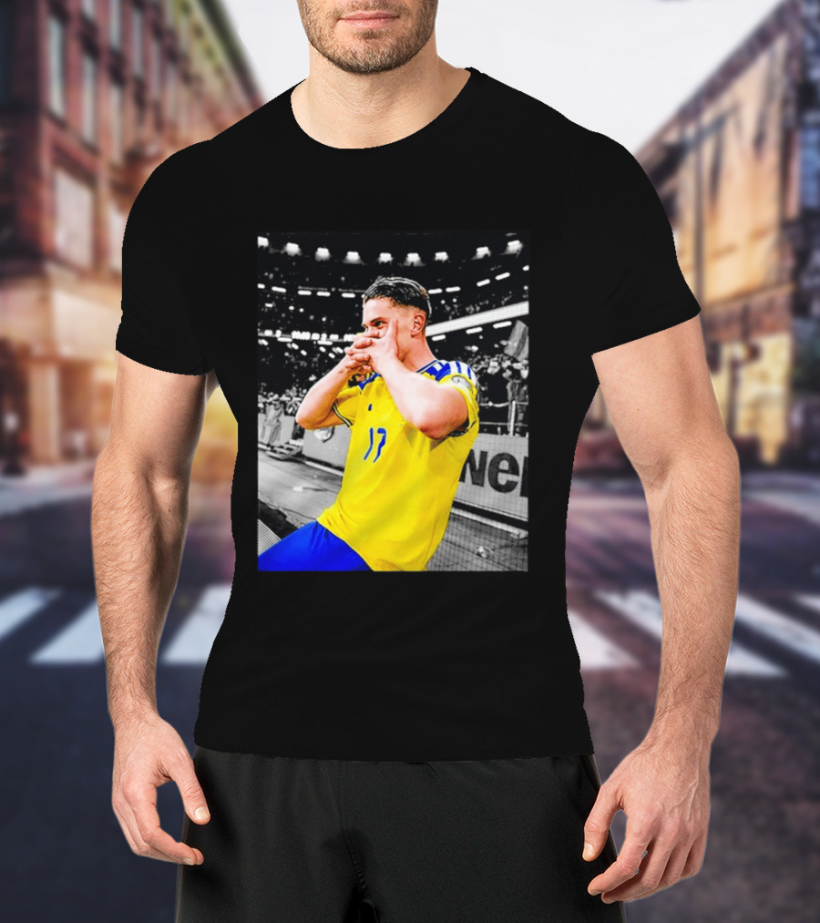 Viktor Gyokeres Sweden Yellow Soccer Jersey Celebration T-Shirt