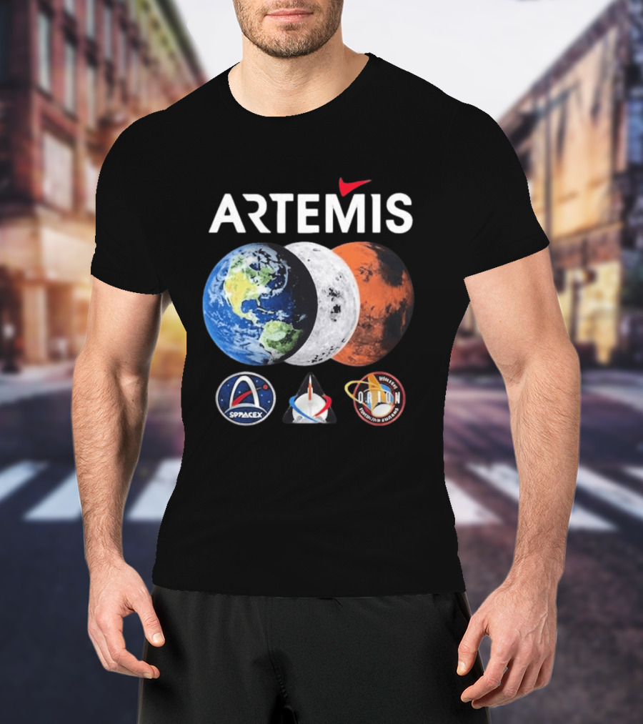 Artemis SpaceX Orion Mission Moon Earth Mars T-Shirt