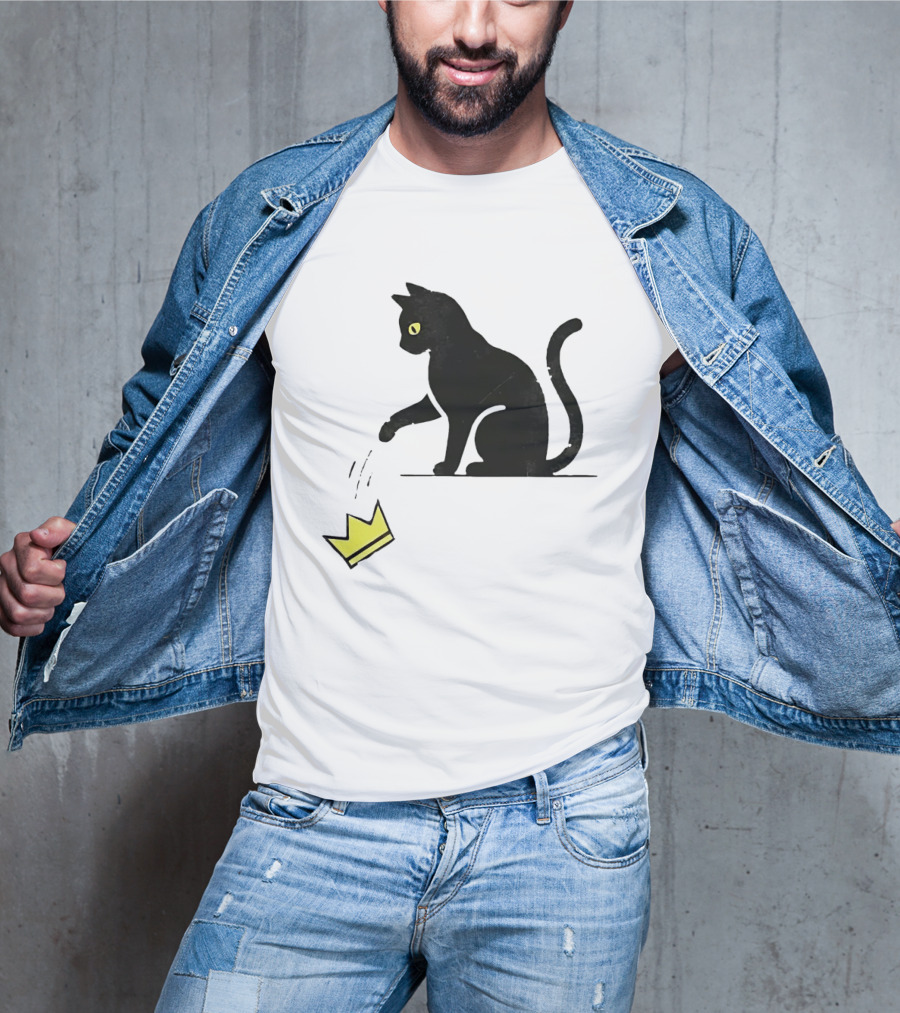 Cat Knocking Crown Anti King Humor Black Cat Yellow Eyes T-Shirt