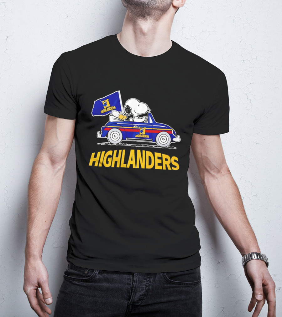 Snoopy And Woodstock Driving Car Cheering Highlanders Rugby T-Shirt
