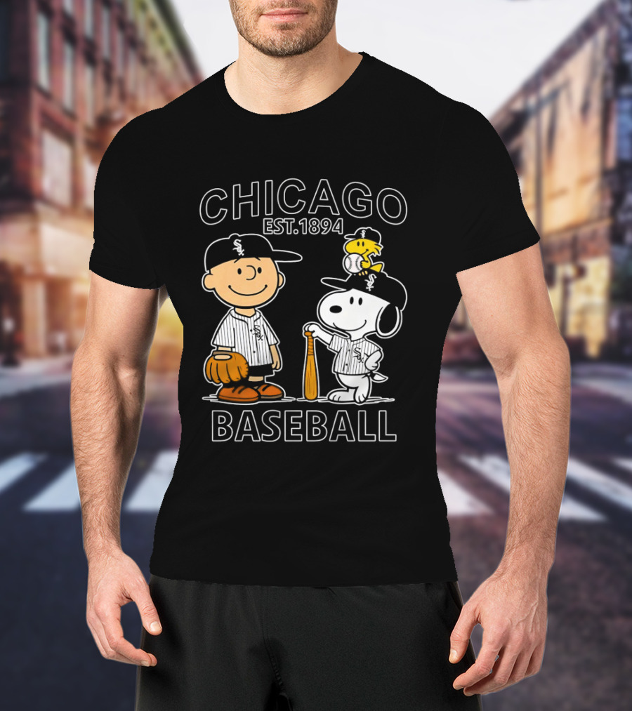 Chicago White Sox Baseball Snoopy Charlie Brown Peanuts Est 1894 T-Shirt