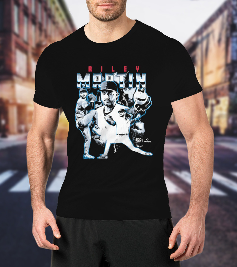 Riley Martin Chicago Cubs MLB Lightning Pitcher Action Scene T-Shirt