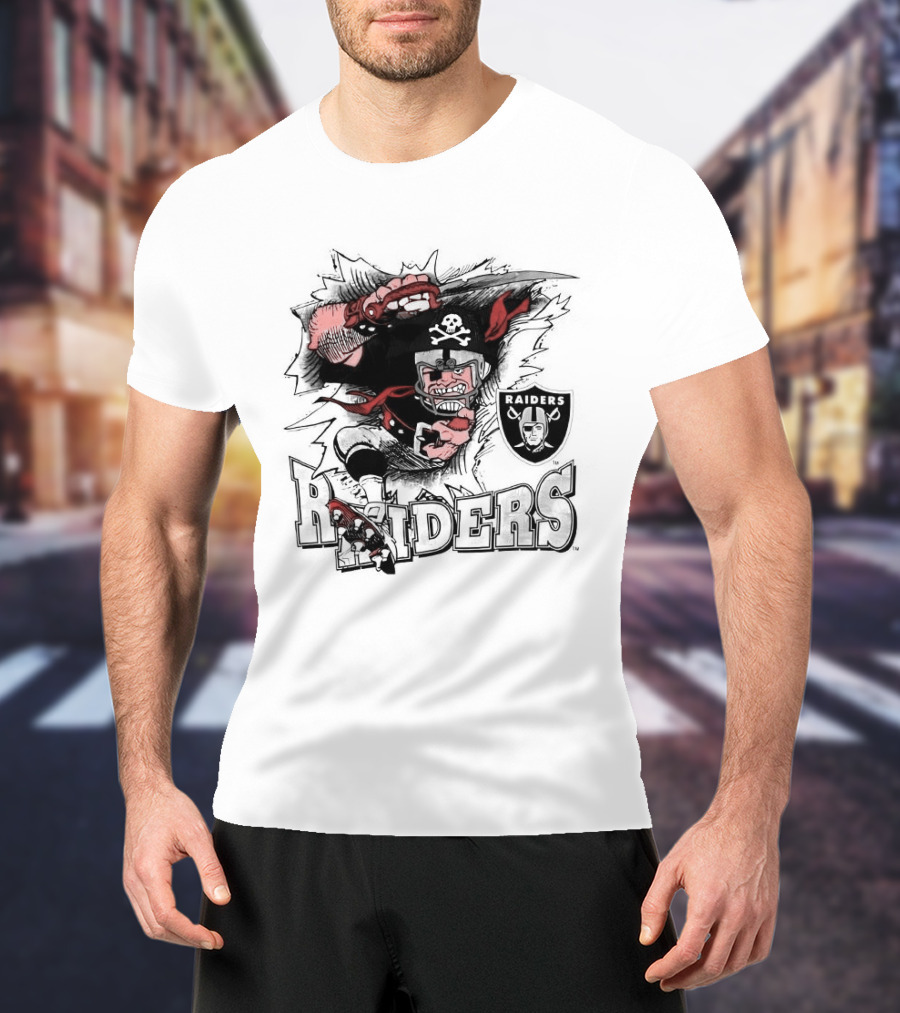 Las Vegas Raiders 1993 Football Skull Pirate Raider T-Shirt
