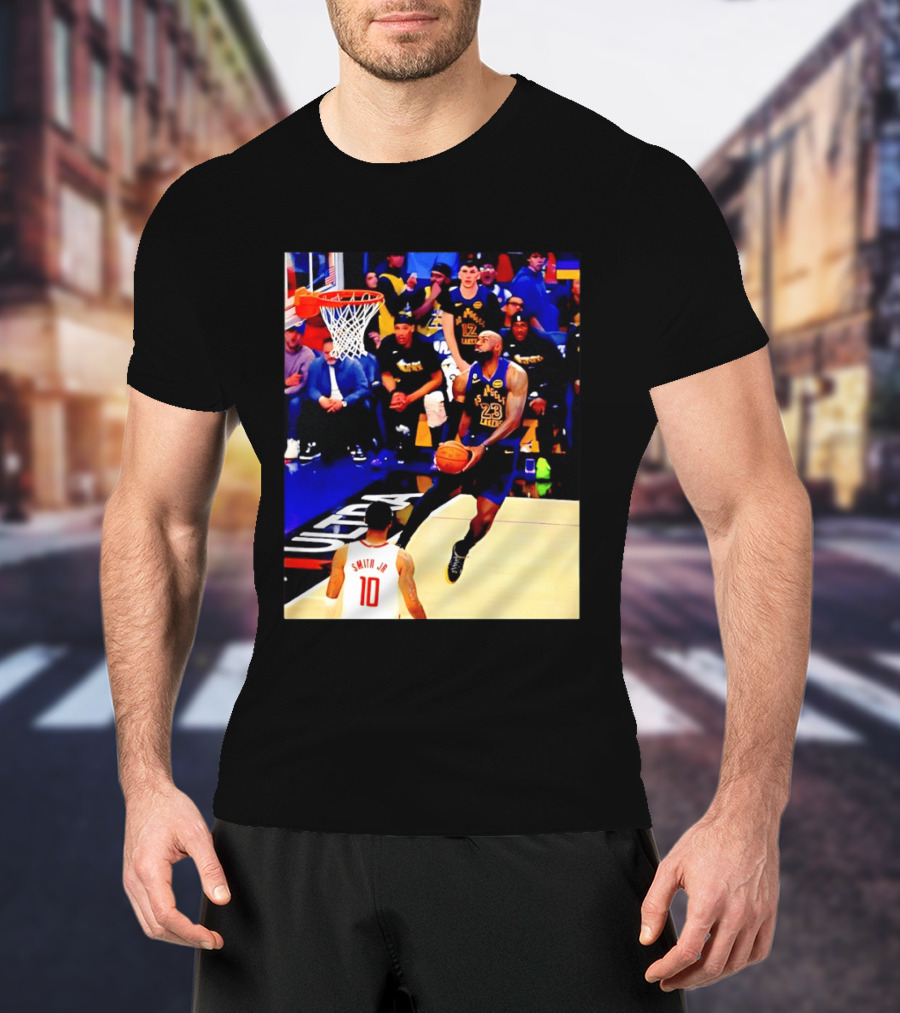 LeBron James Los Angeles Lakers Dunking Action Photo T-Shirt