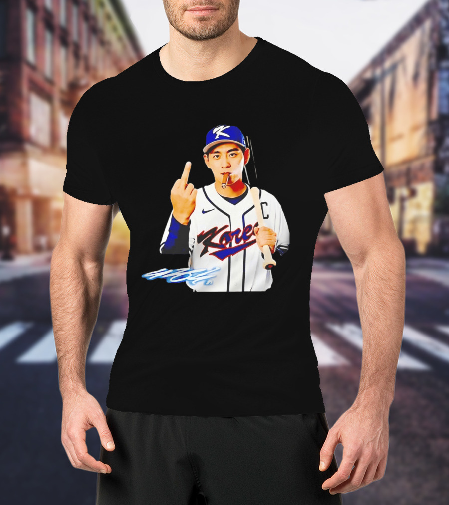 Korea World Baseball Jung Hoo Lee Smoking Cigar Middle Finger T-Shirt