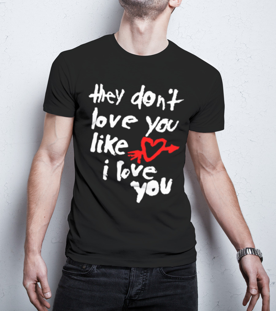 Yeah Yeah Yeahs They Don't Love You Like I Love You Red Heart Arrow T-Shirt