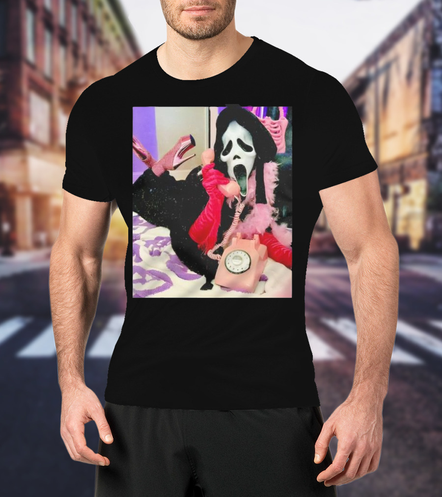 Scream Ghostface Halloween Pink Vintage Telephone Retro Style T-Shirt