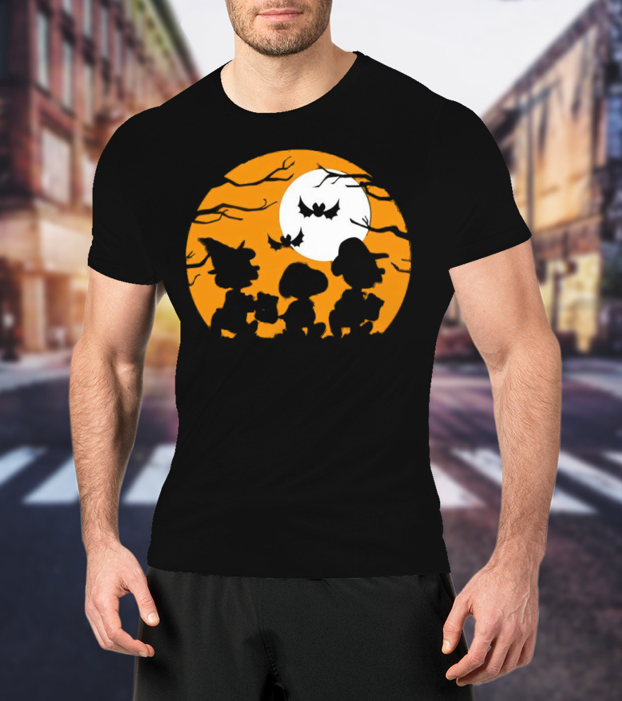 Great Pumpkin Charlie Brown Peanuts Trick Or Treat Halloween Moon Bat Silhouettes T-Shirt