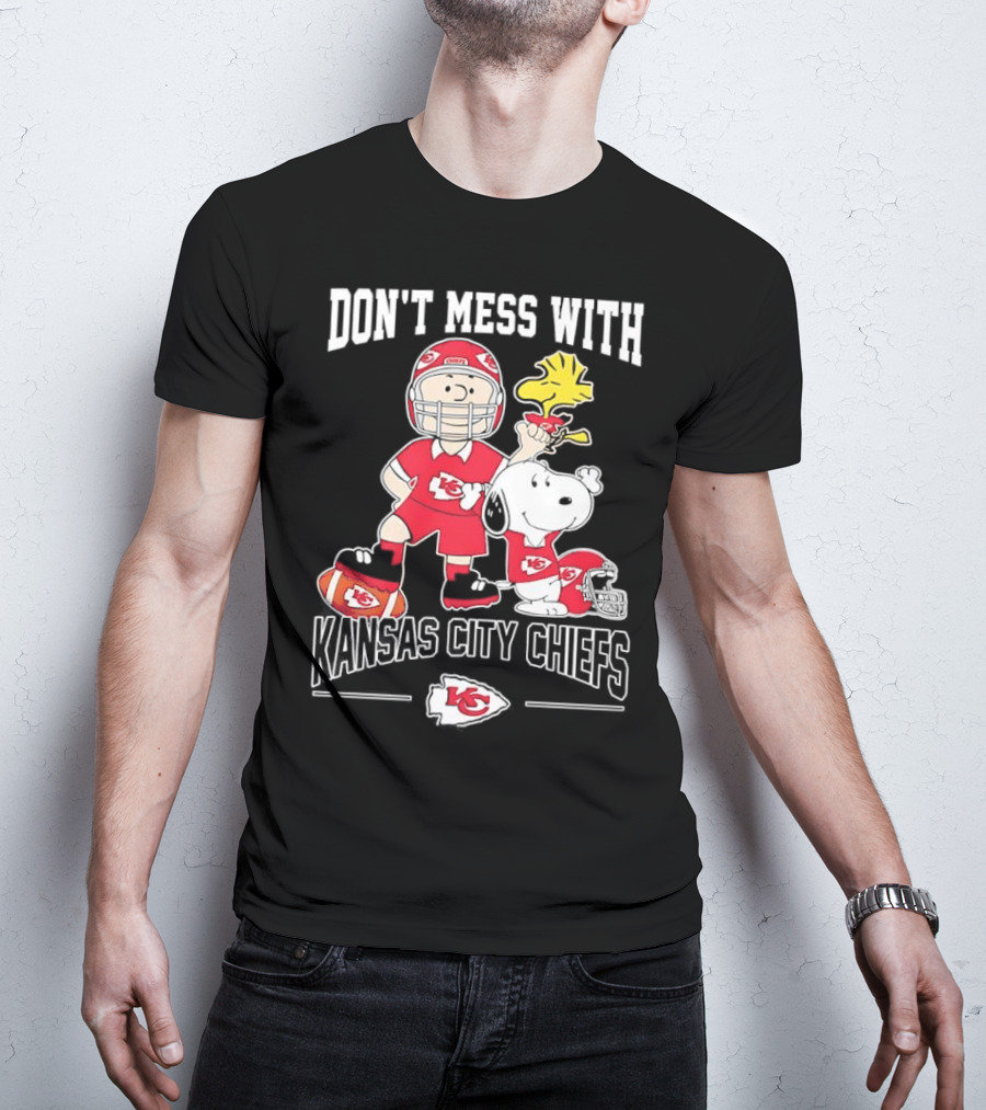 Don’t Mess With Kansas City Chiefs And Peanuts Characters Collaboration T-Shirt