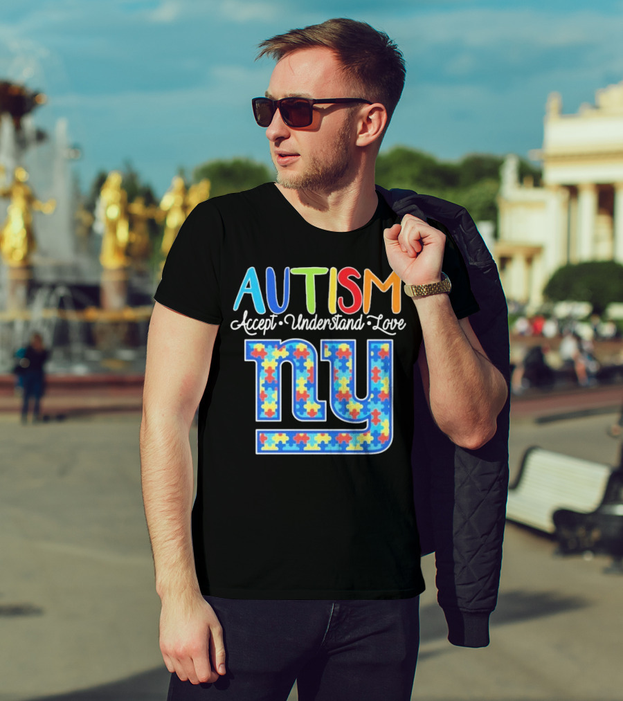 Autism Accept Understand Love NY Giants Puzzle Piece Pattern T-Shirt