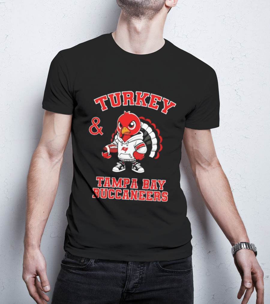Turkey Tampa Bay Buccaneers Football NFL Happy Thanksgiving Celebration T-Shirt
