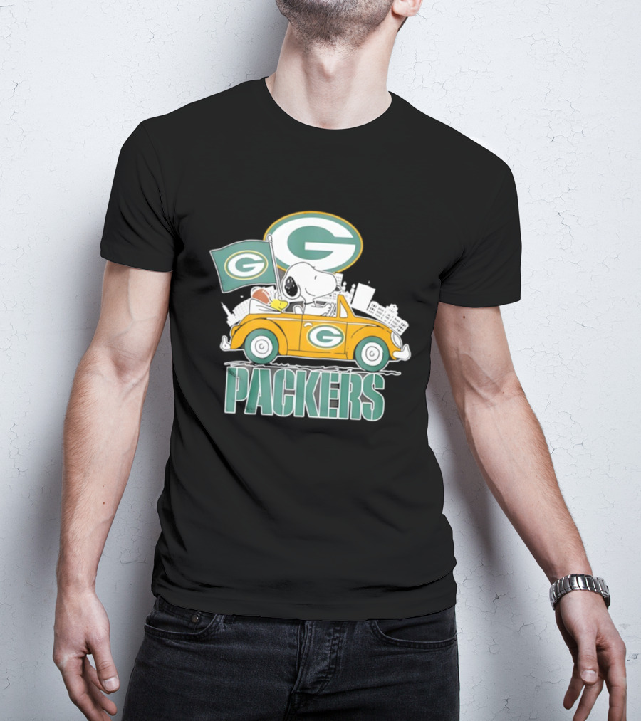 Green Bay Packers Snoopy Woodstock Driving Car Football Fan Art T-Shirt
