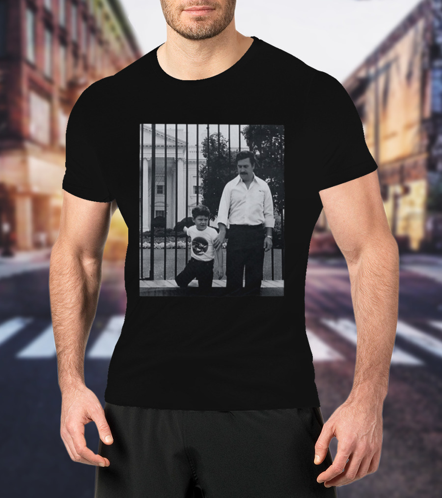Acwt In Plain Sight White House Visit Snapshot T-Shirt