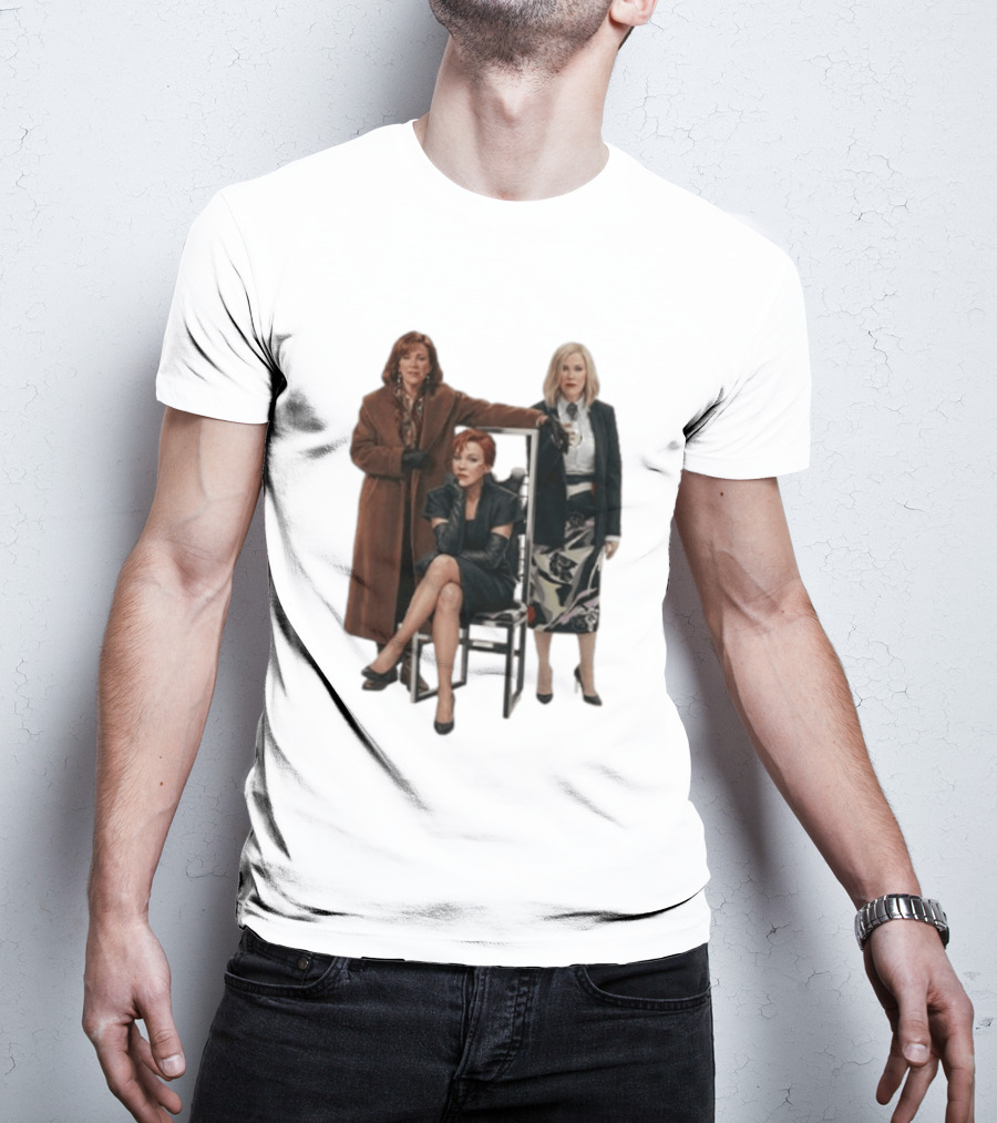 Catherine O'Hara Moira Schitt's Creek Iconic Fashion Ensemble T-Shirt