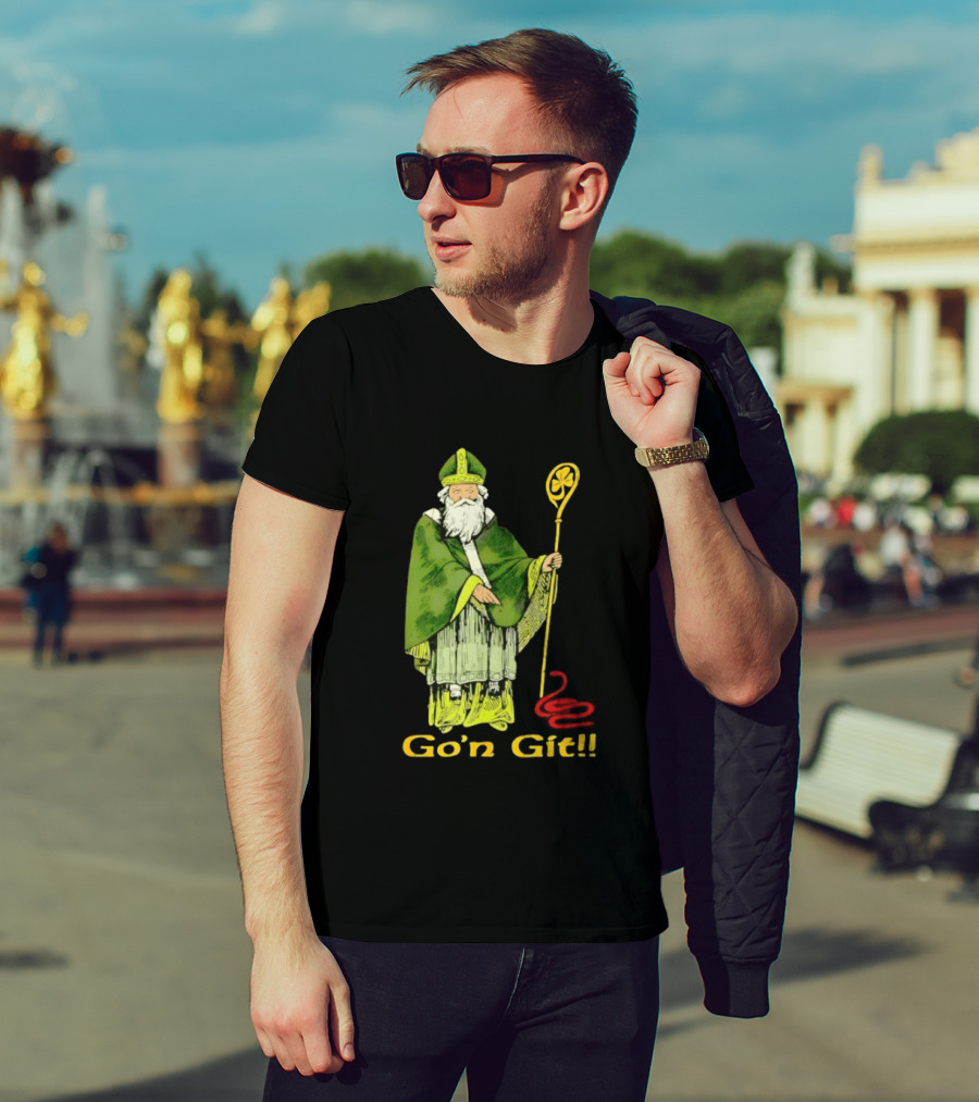 Go'n Git St Patrick Vintage Illustration With Staff And Smoke T-Shirt