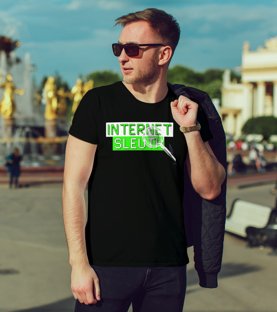 Internet Sleuth Magnifying Glass Green T-Shirt