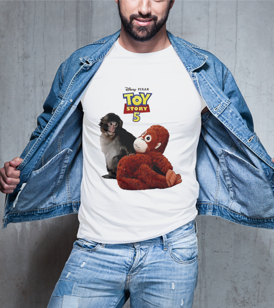 Disney Pixar Toy Story 5 Macaco Punch Stuffed Monkey T-Shirt