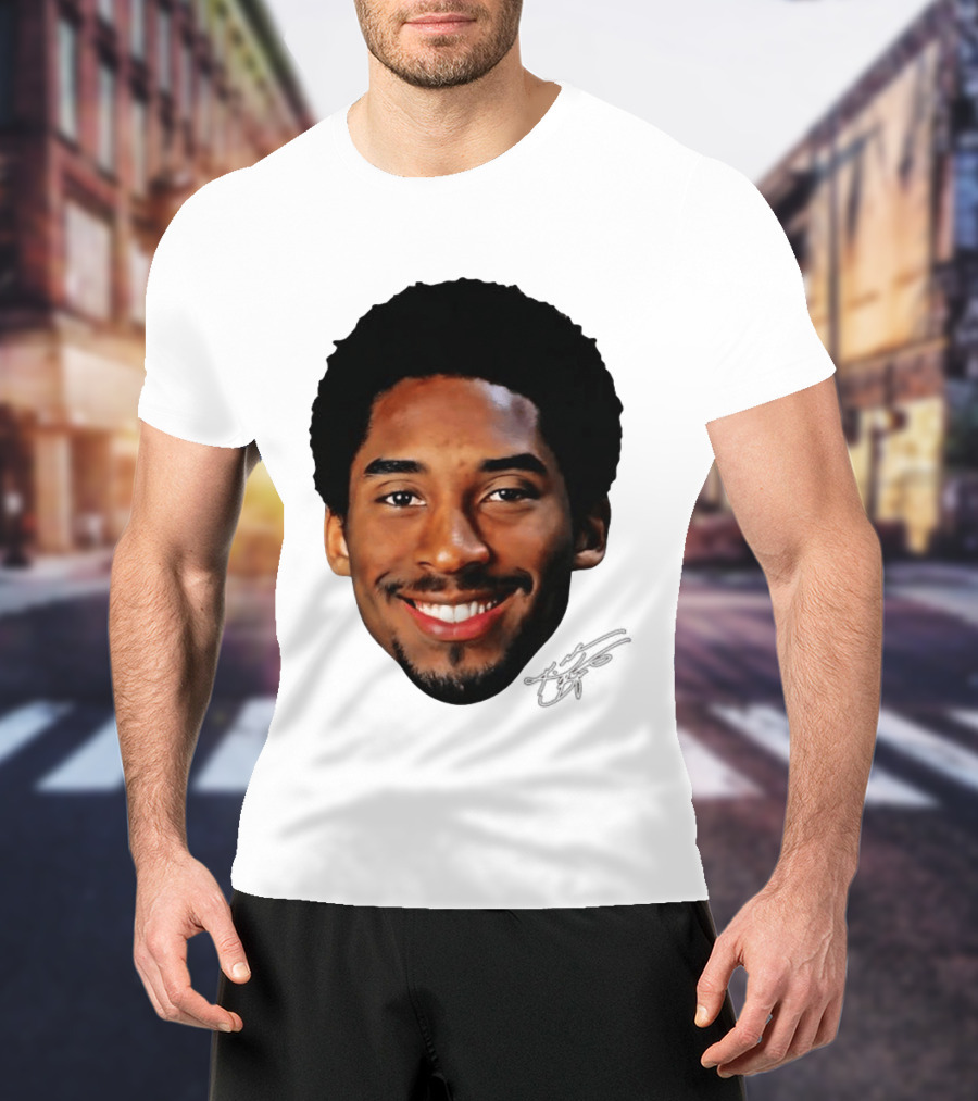 Kobe Bryant Big Face All Smiles NBA Legend T-Shirt