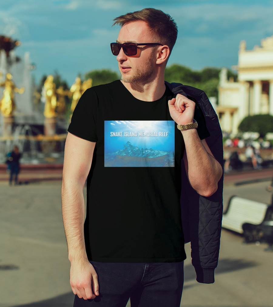 Snake Island Memorial Reef Submerged Ship Ocean Scene T-Shirt