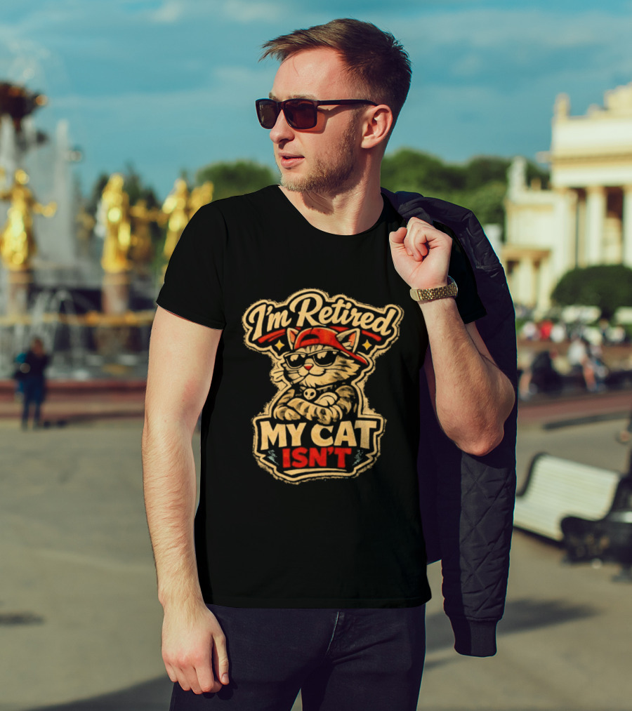 I'm Retired My Cat Isn't Red Cap Cat T-Shirt