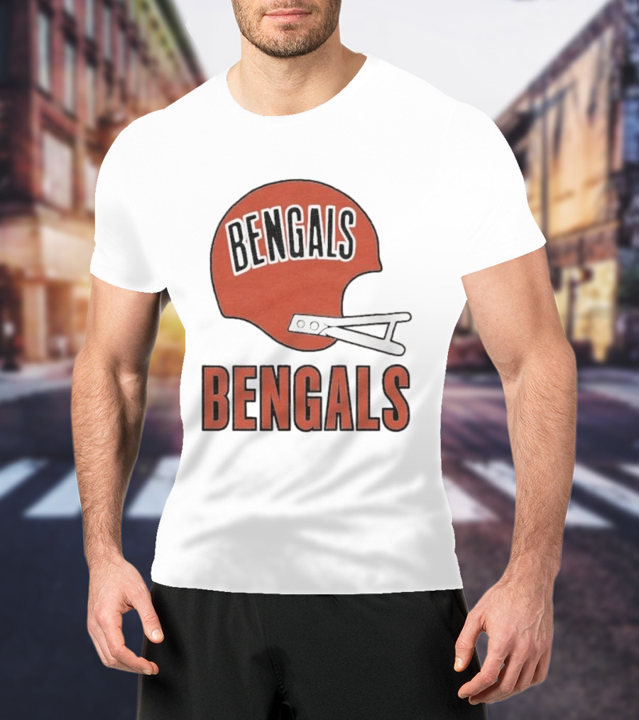 Bengals Big Helmet Cincinnati Football Team Retro Fan Gear T-Shirt