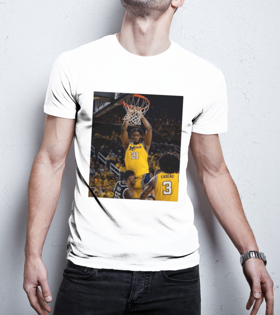Morez Johnson Jr. Dunk Michigan Vs Carr Cadeau Basketball Moment T-Shirt