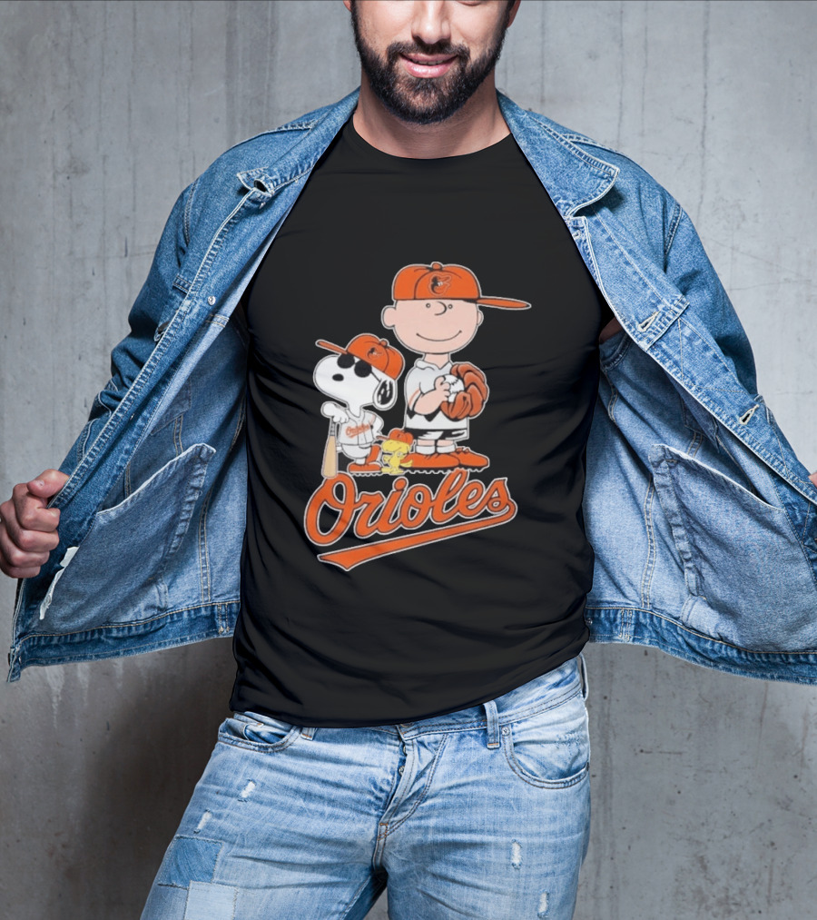 2026 Snoopy Charlie Brown Peanuts Baseball Orioles T-Shirt