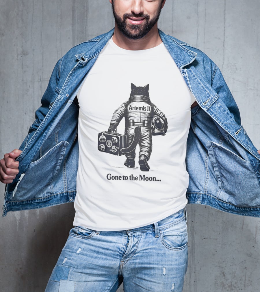 Artemis II Moon Mission Cat Astronaut Gone To The Moon T-Shirt