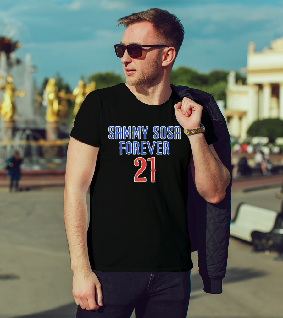Sammy Sosa Forever 21 Cubs Red Licensed T-Shirt
