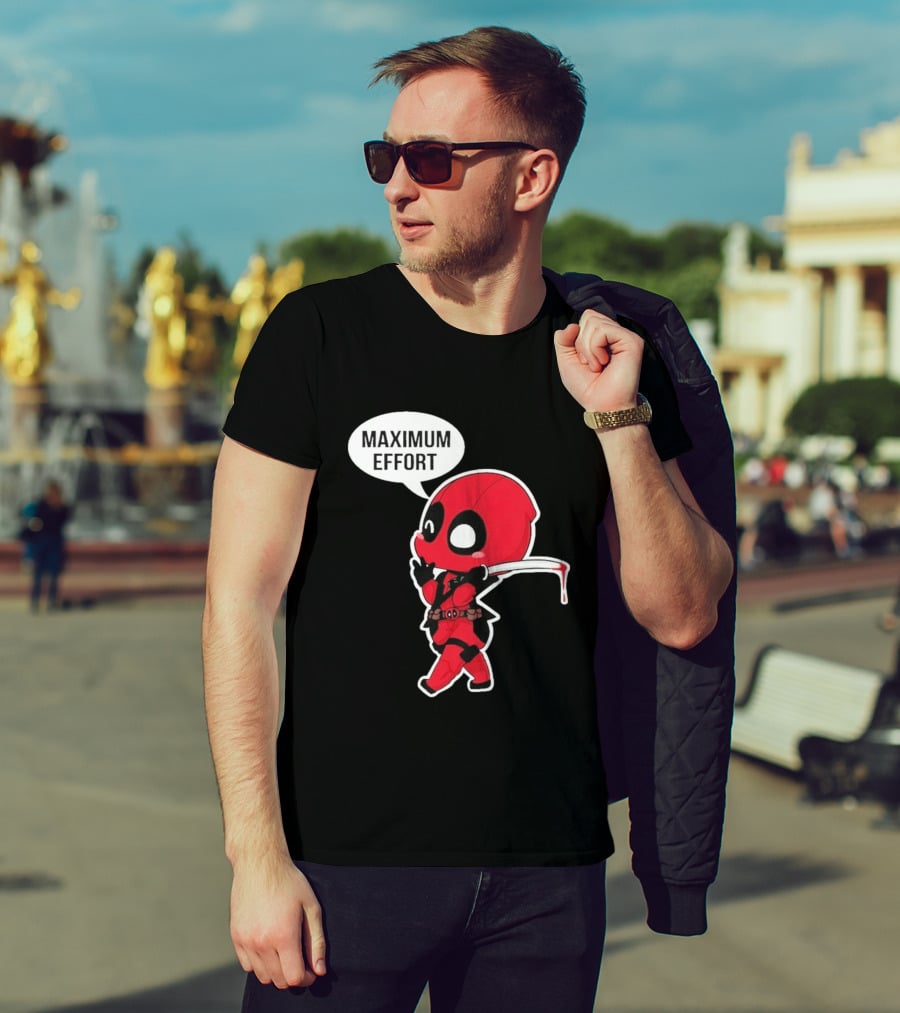 Deadpool Chibi Costume Maximum Effort Speech Bubble T-Shirt