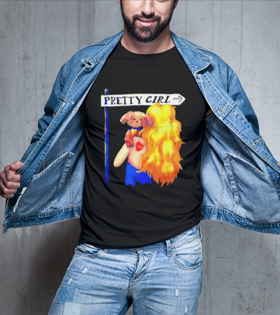 Pretty Girl Avenue Blonde Woman With Teddy Bear And Heart Tattoo T-Shirt