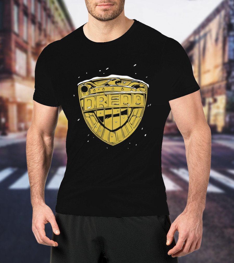 Judge Dredd Badge Winter Holiday Snowflakes T-Shirt